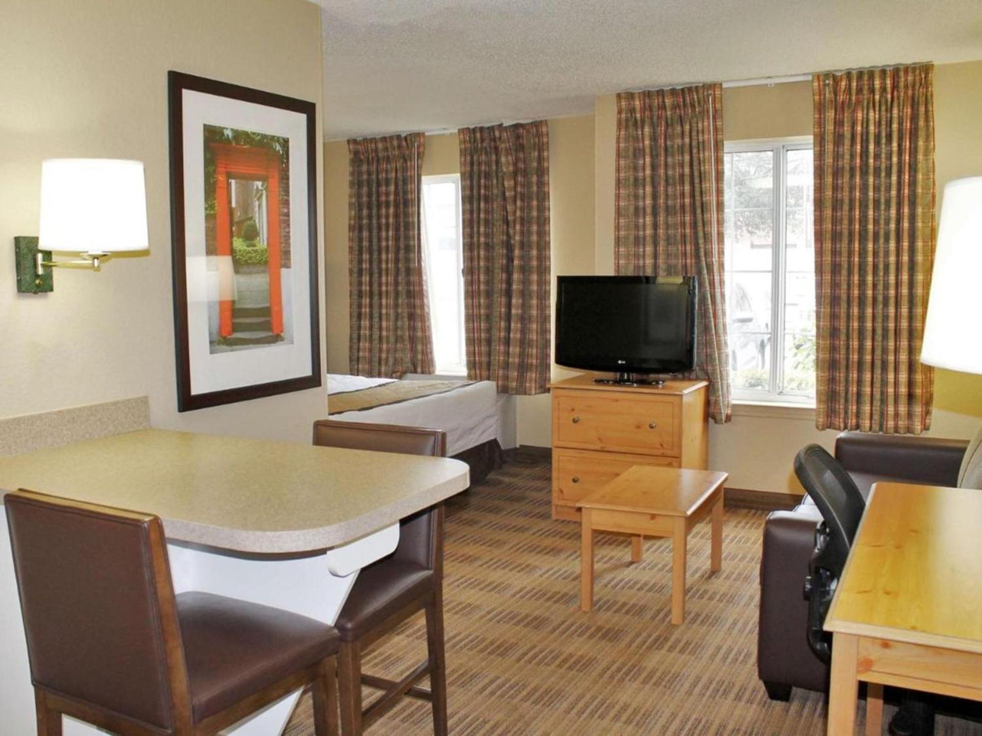 Beachwood Extended Suites Orange Eksteriør billede