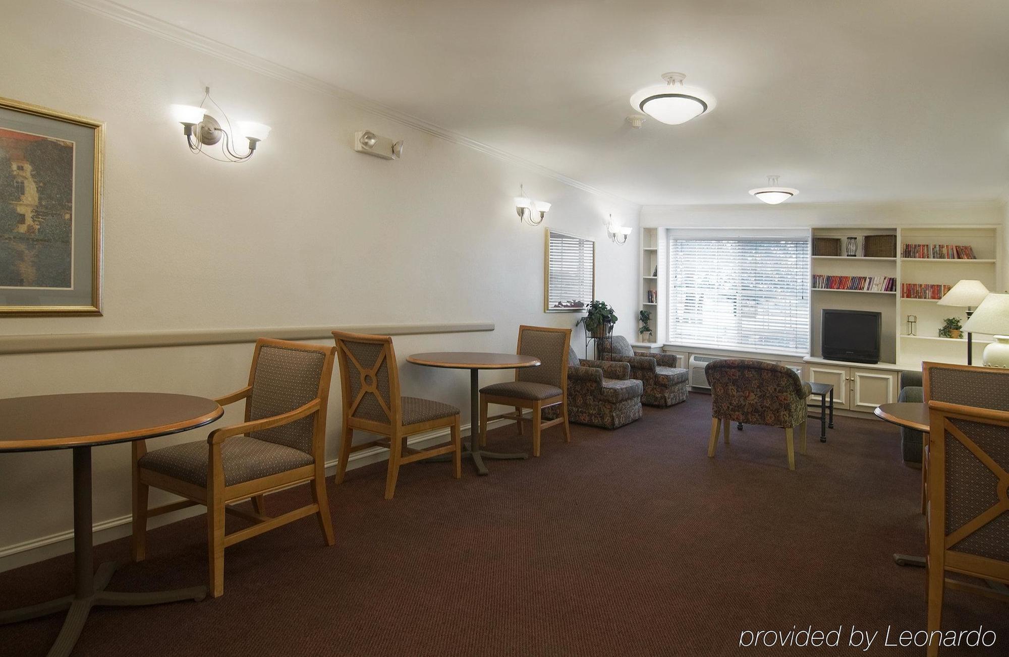 Beachwood Extended Suites Orange Eksteriør billede